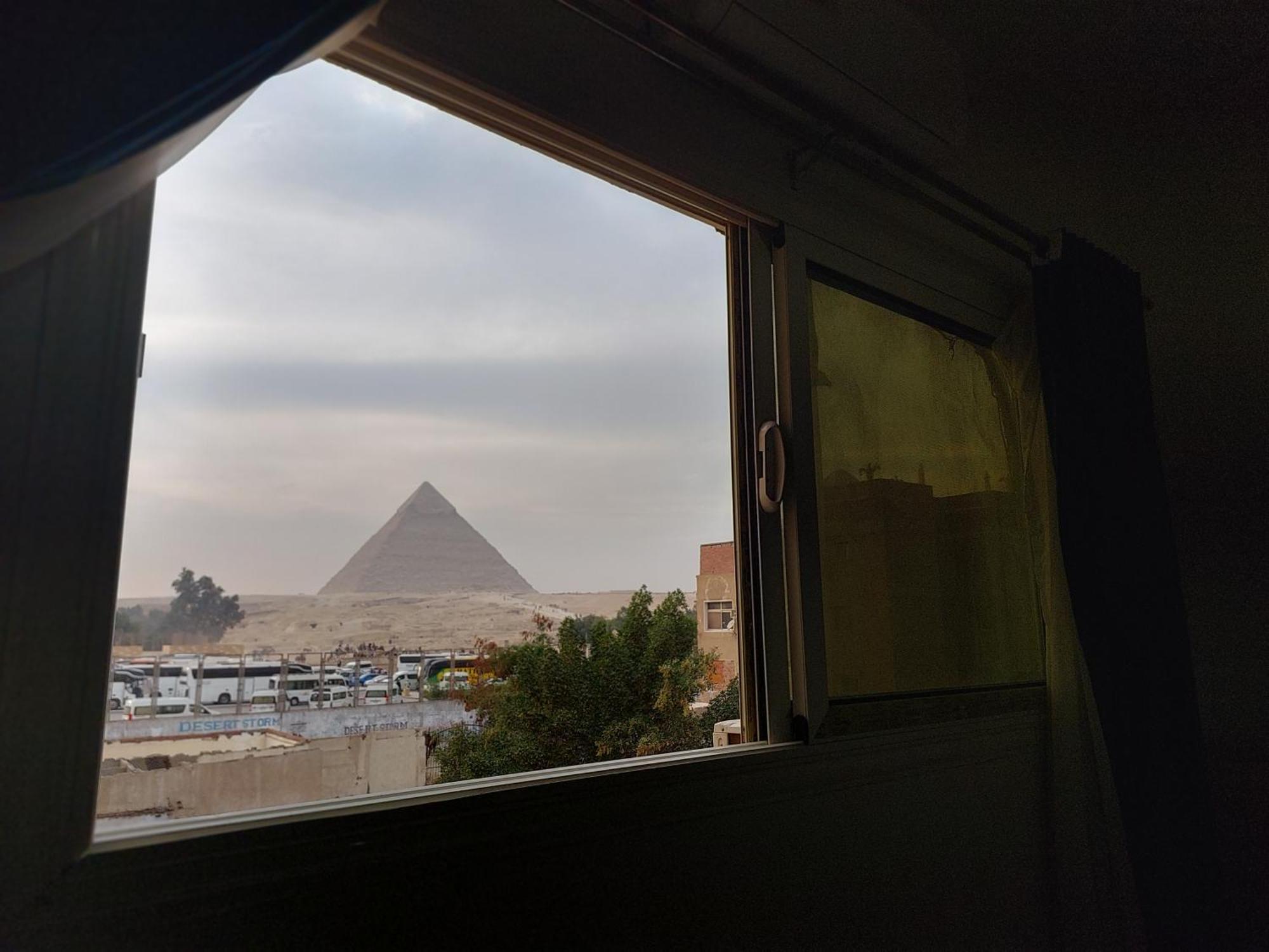 הוסטל Kafret el-Gabal Anubis Kingdom Pyramids מראה חיצוני תמונה